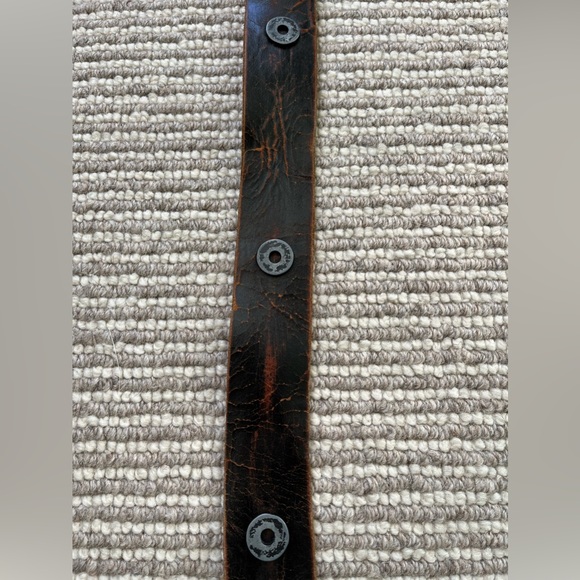 Vintage Black & Silver Leather Rustic Belt Size 32 - Picture 2 of 7